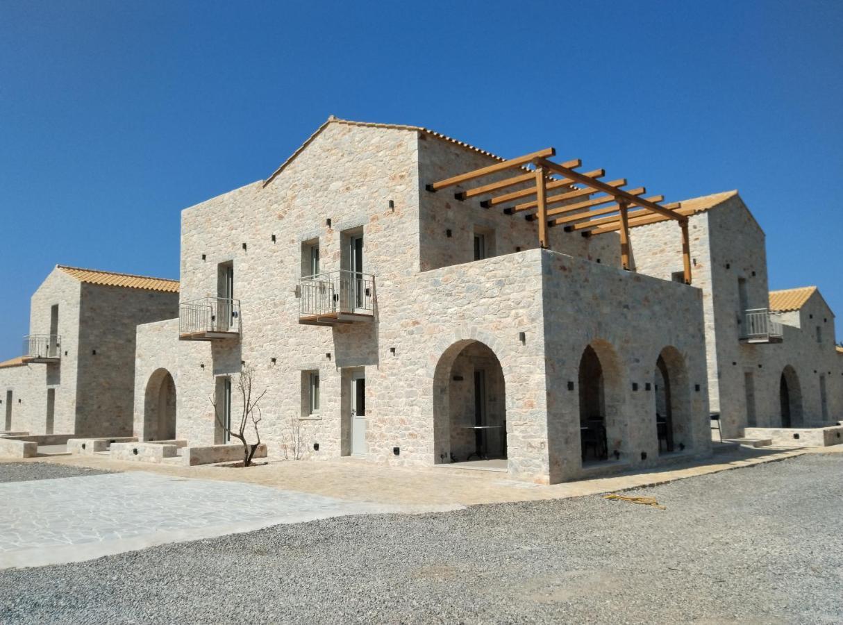 Terra Di Pietra Exclusive Suites & Apartments Areopoli Exteriör bild