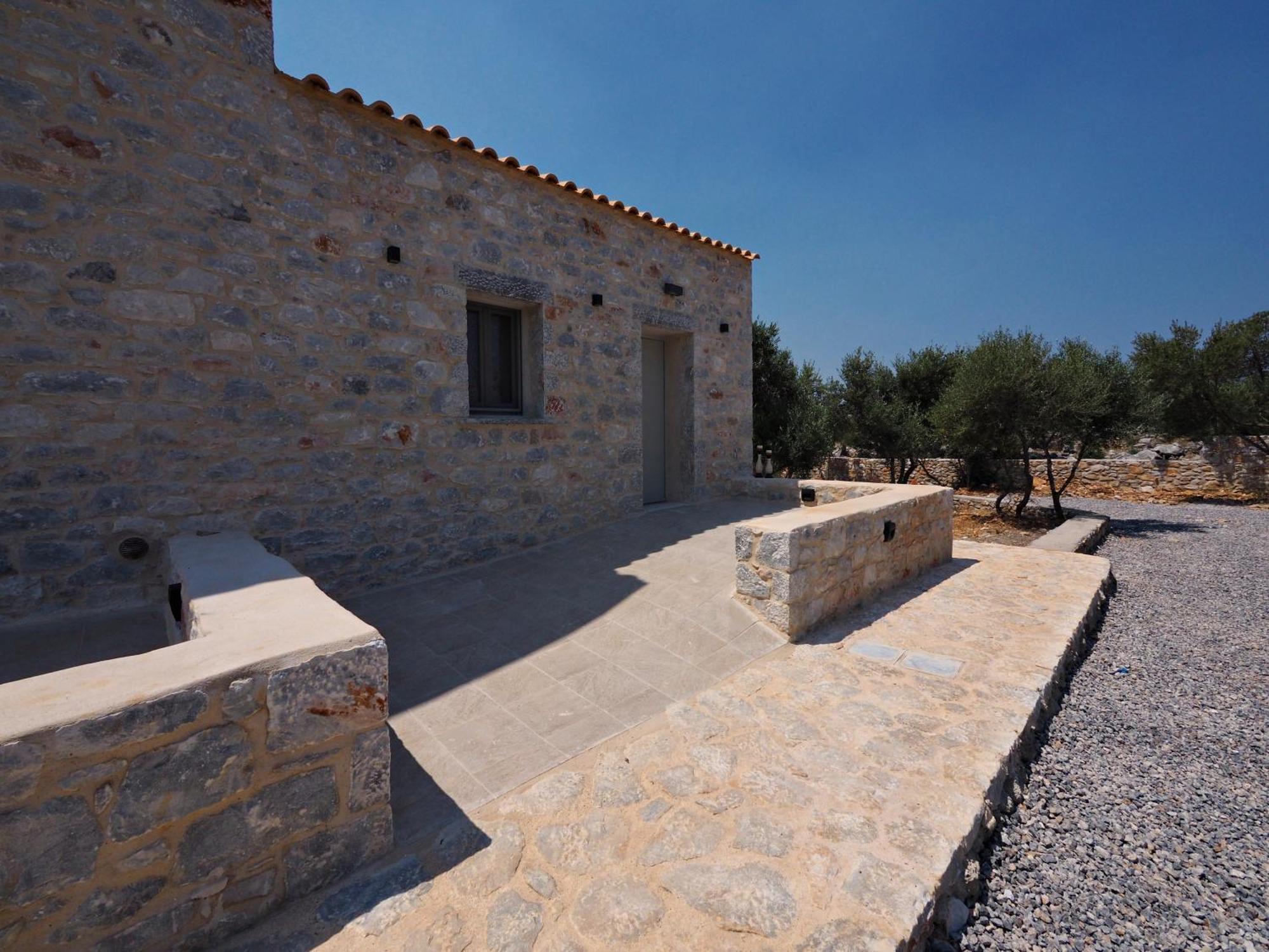 Terra Di Pietra Exclusive Suites & Apartments Areopoli Exteriör bild
