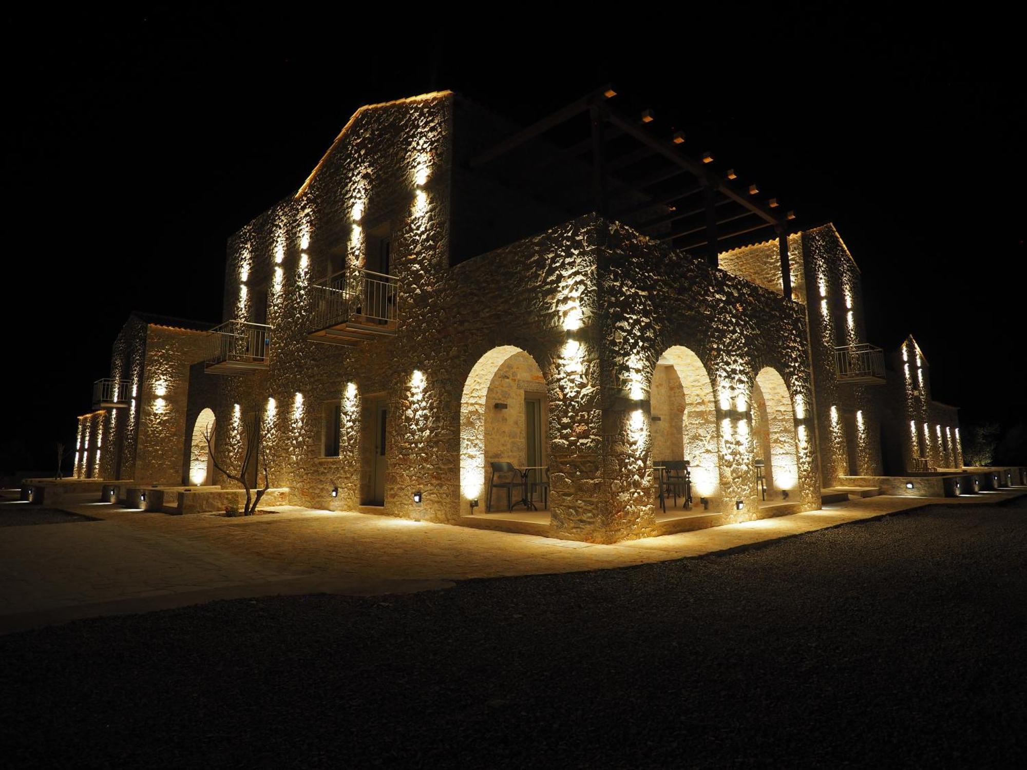 Terra Di Pietra Exclusive Suites & Apartments Areopoli Exteriör bild