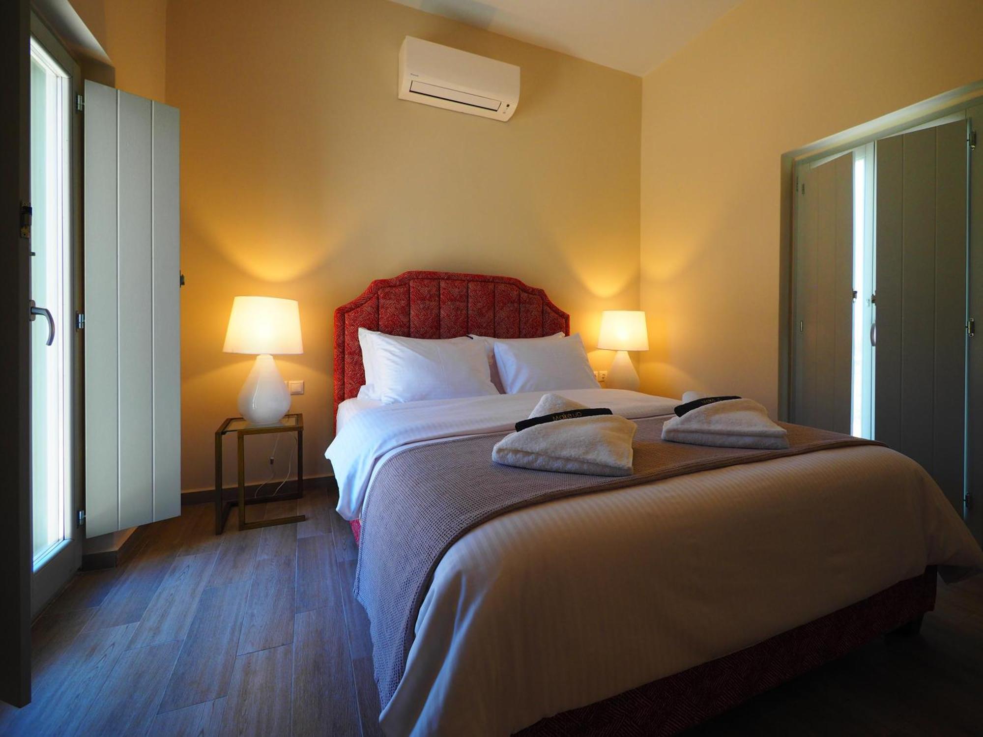 Terra Di Pietra Exclusive Suites & Apartments Areopoli Exteriör bild