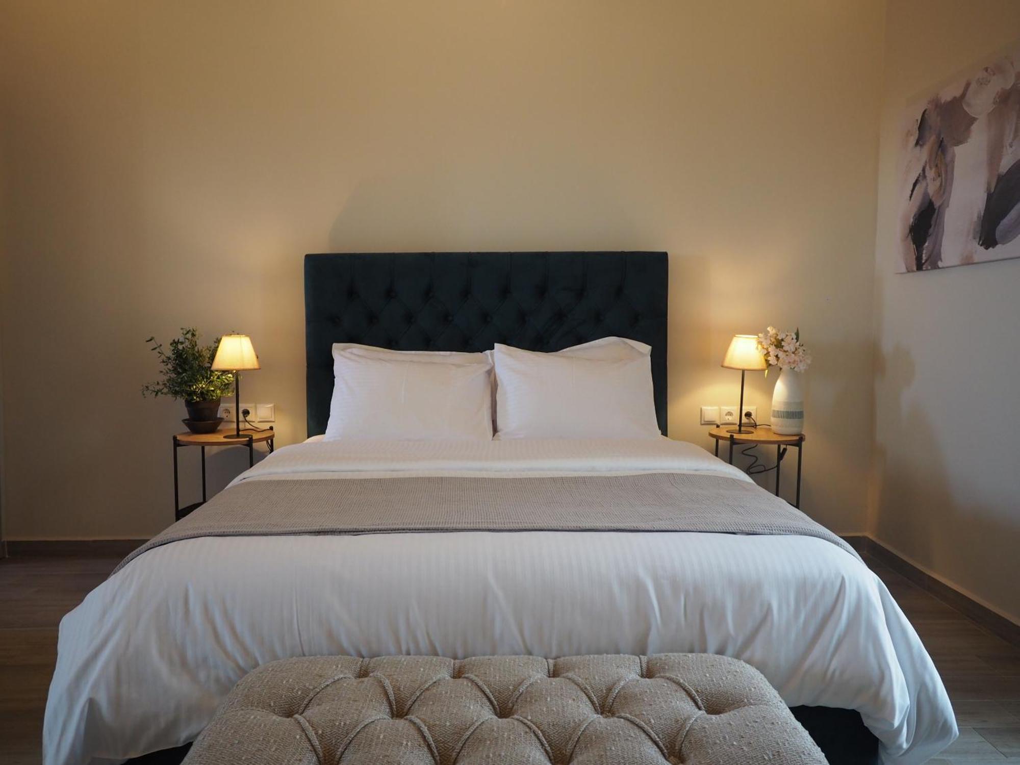 Terra Di Pietra Exclusive Suites & Apartments Areopoli Exteriör bild
