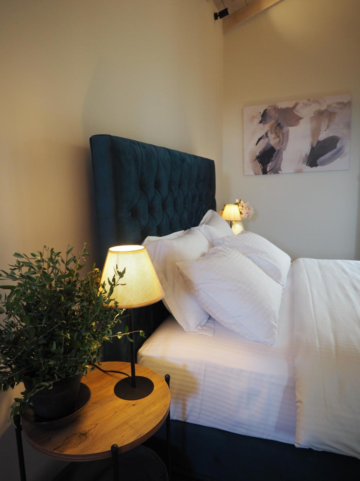 Terra Di Pietra Exclusive Suites & Apartments Areopoli Exteriör bild